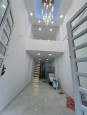 SÁT MẶT TIỀN VĨNH KHÁNH Q4NGANG 3 X 6.45 M 3 TẦNG CÓ 2 TỶ x
