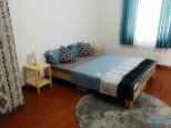 Bán nhà 5 tầng đẹp  Khu Long Biên  Gần ô tô đỗ, thu nhập 240tr/năm
