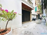 Bán nhà ngõ 132 cầu giấy 59m x5 tầng giá 15,5 tỷ ,cách ô tô 20m