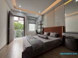 Đường Quan Nhân, Nhân Chính