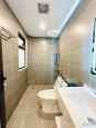 Đường Việt Hưng, Việt Hưng