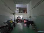 Nhà nở hậu 8m, mặt sau nhà dự phóng đường 12m ra mặt tiền, gần sân bay.